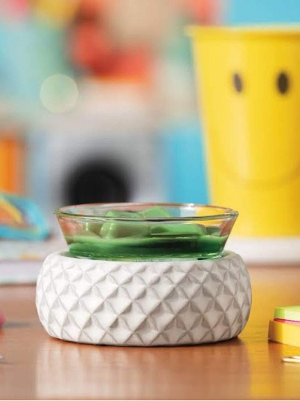 Simply Diamond Scentsy Warmer - Brand New - Picture 3 of 4